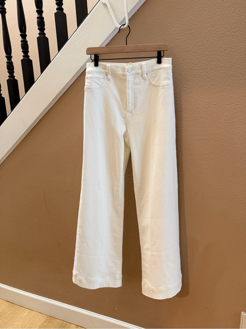 Alice + Olivia Cream High-Rise Wide-Leg Jeans